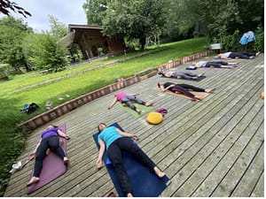 Yoga-liegend Yoga-liegend